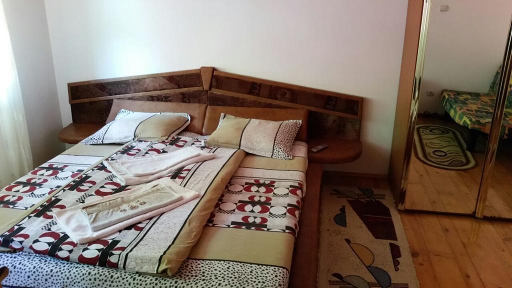 Casa Lorena Sărata-Monteoru Стая снимка