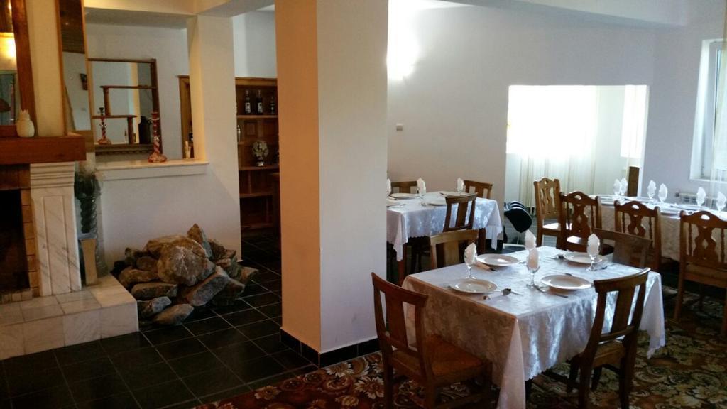 Casa Lorena Sărata-Monteoru Екстериор снимка